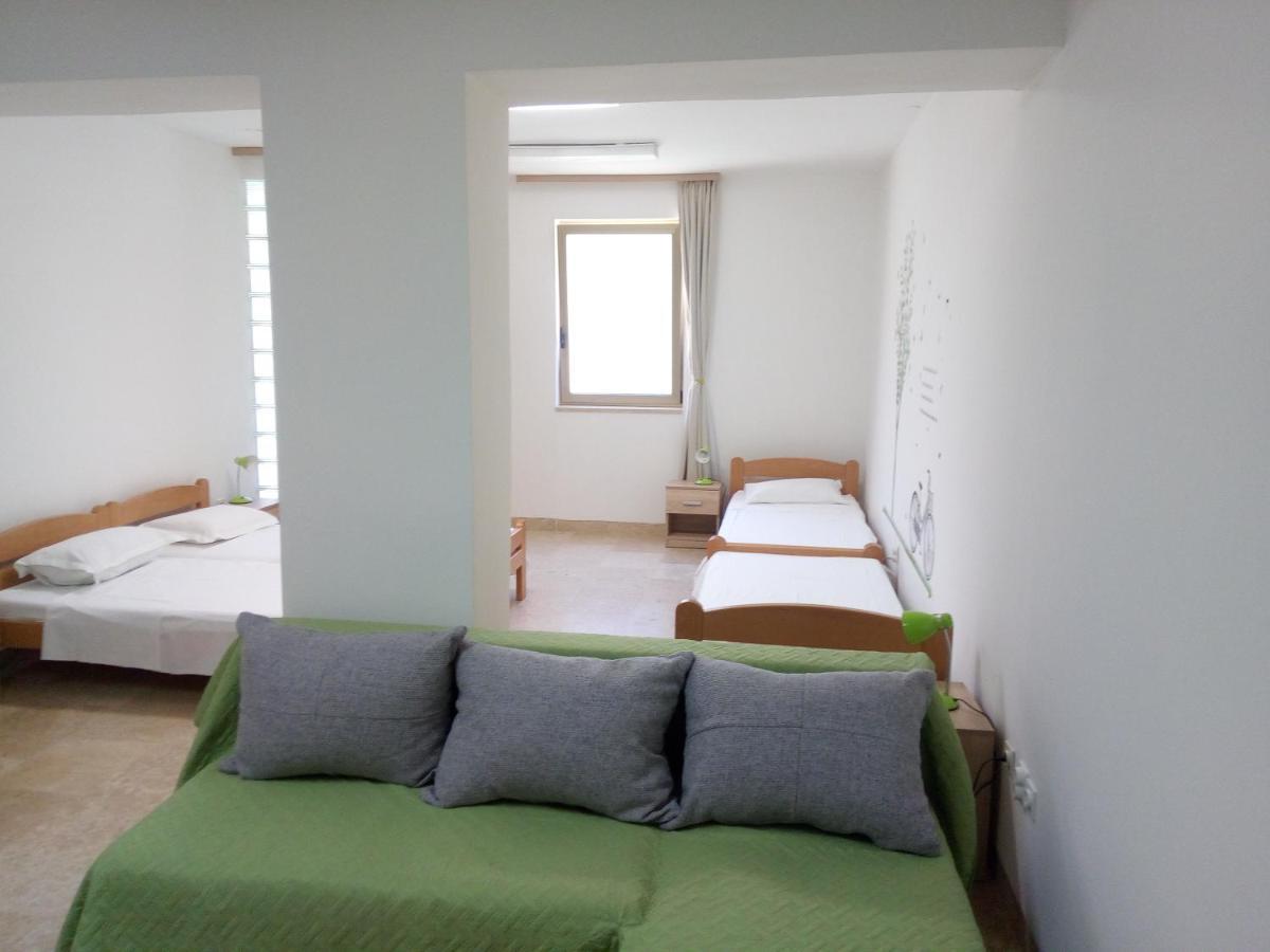 Apartman Sendi พูลา ภายนอก รูปภาพ