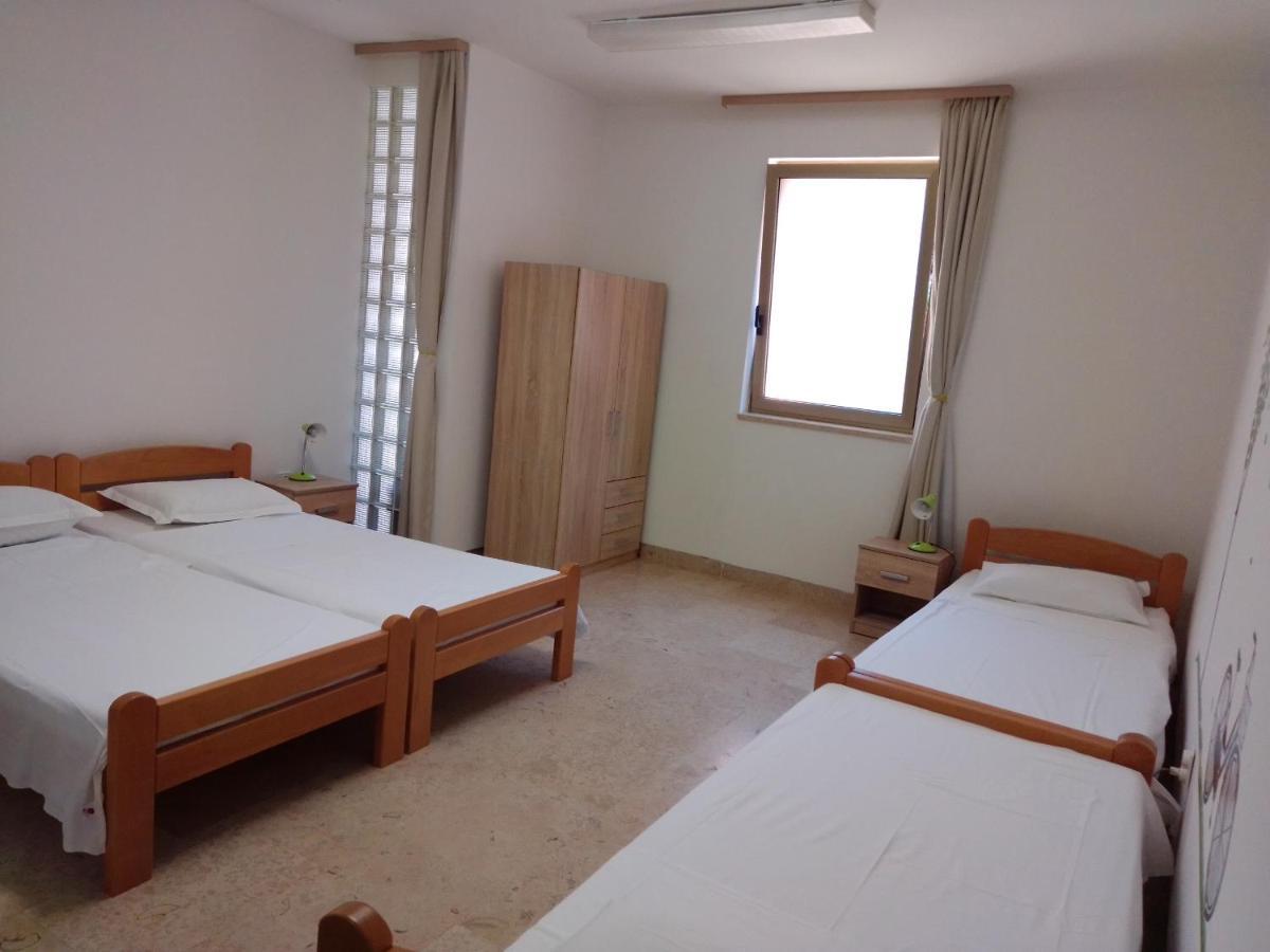 Apartman Sendi พูลา ภายนอก รูปภาพ