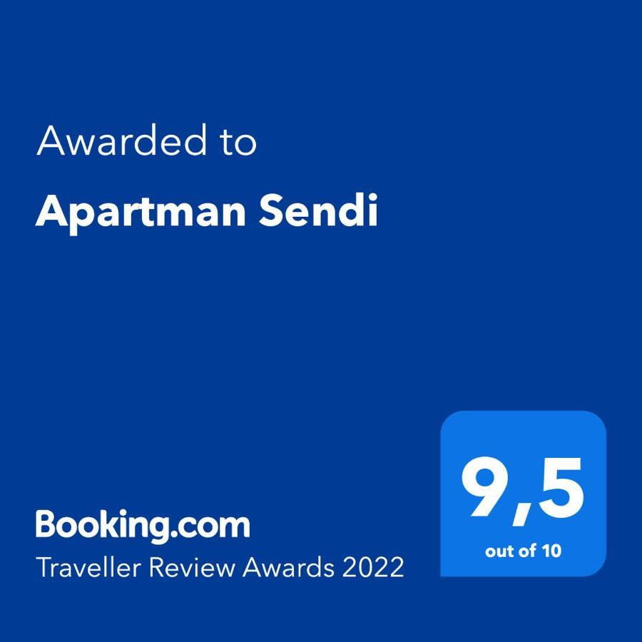 Apartman Sendi พูลา ภายนอก รูปภาพ