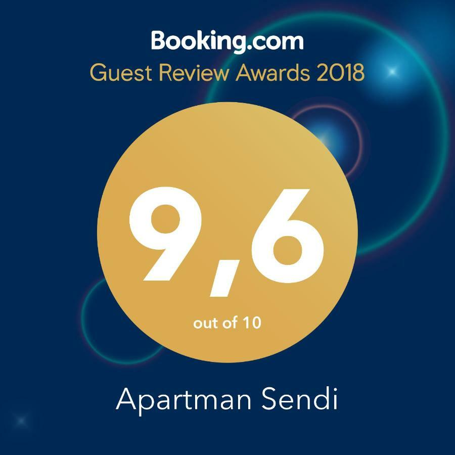 Apartman Sendi พูลา ภายนอก รูปภาพ